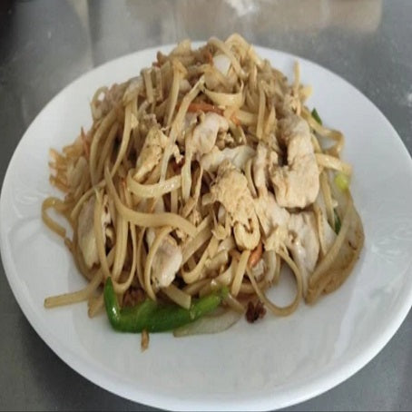 TALLARINES CON POLLO